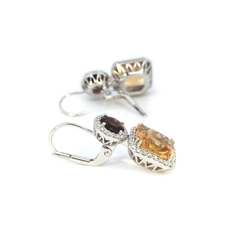 Boucles d'oreilles en or blanc 18 carats avec grenat et citrine serties de diamants