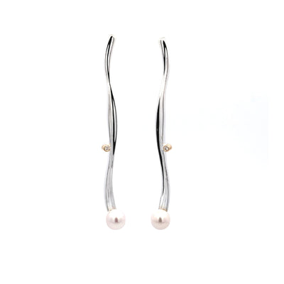 Boucles d'oreilles longues en argent sterling Ebb Tide avec perle Akoya et diamants