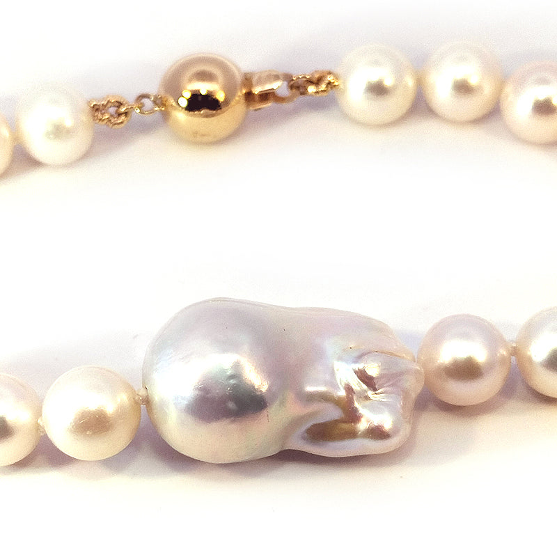 White Round 7mm Freshwater +13mm Baroque Pearl Bracelet