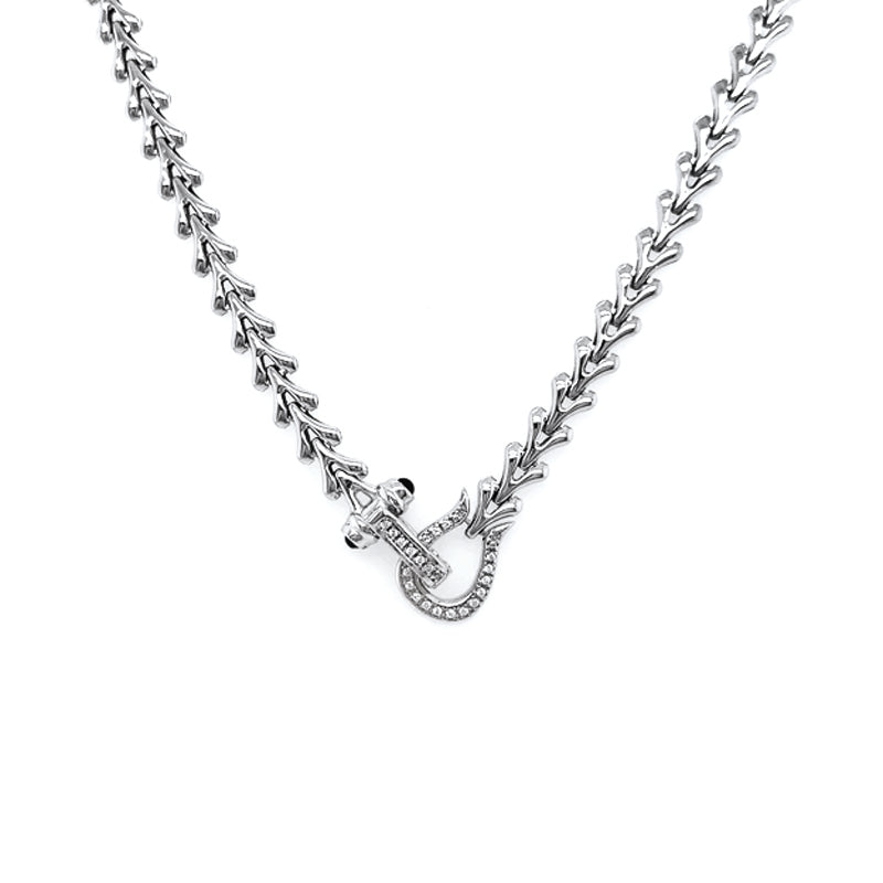 Collier en argent sterling avec pavé de zircons cubiques en forme de fer à cheval et de feuille