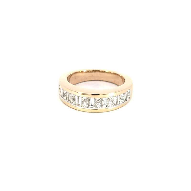 18ct Yellow Gold Channel Set Baguette + Princess Cut Diamond Wedder TDW=0.80ct H/Si