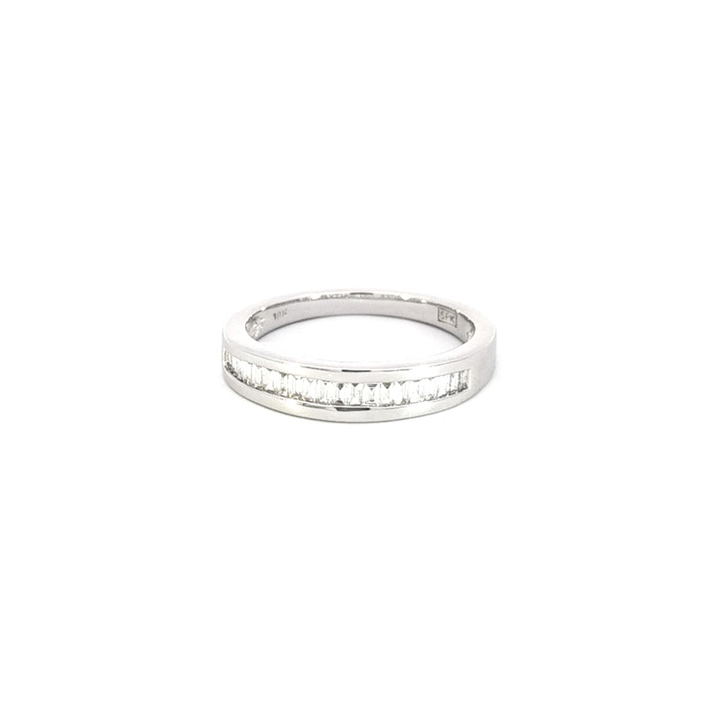 18ct White Gold Horizontal Baguette Channel Set Ring TDW=0.25ct 