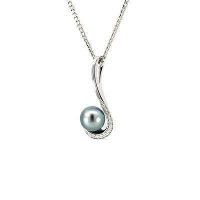 18ct White Gold Tahitian Pearl and Diamond Set Pendant Only TDW=0.105ct G/Si Chain sold separately.