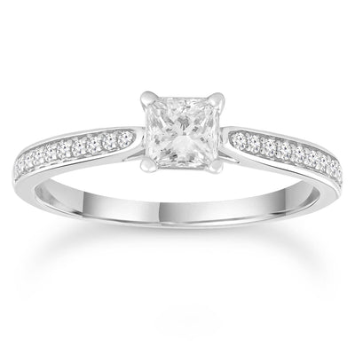 Bague en or blanc 9 carats avec diamants de 0,63 ct