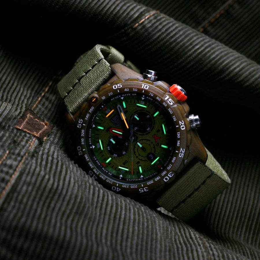 Orologio cronografo Luminox Bear Grylls Survival MASTER x #Tide ECO verde