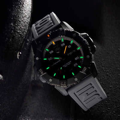 Luminox Master Carbon SEAL Automatic 45mm Military Dive Watch - 3862